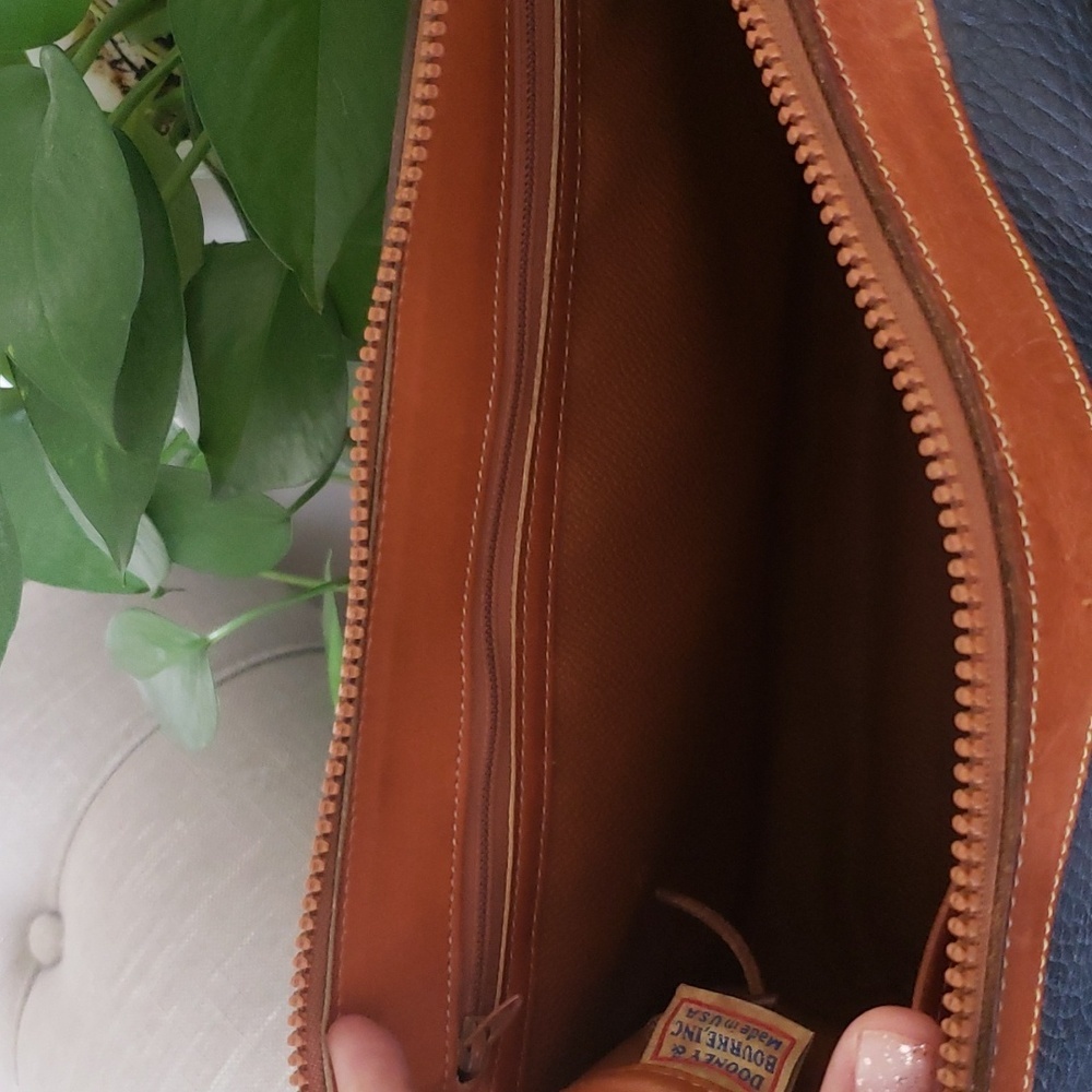 Vintage 90s Dooney Bourke Doctors Bag - Picture 12 of 13